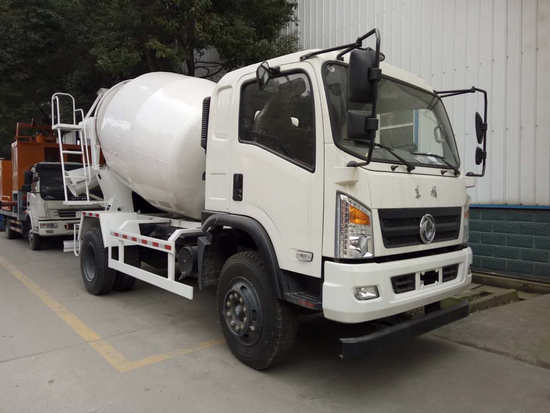 東風(fēng)混凝土攪拌運(yùn)輸車(6方7方)