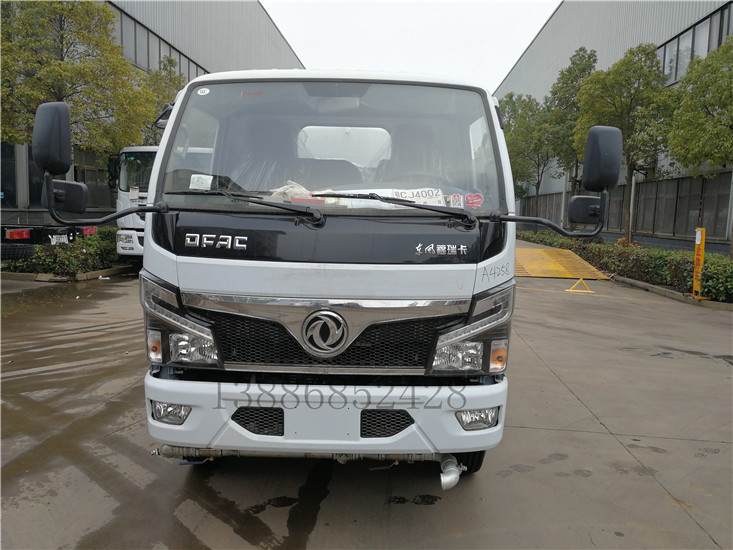 東風(fēng)多利卡藍(lán)牌五方灑水車(chē)---藍(lán)牌抑塵車(chē)價(jià)格