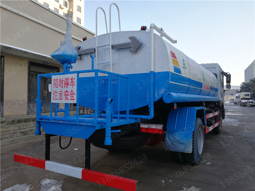 ����ӯͨ��܇����ϴ��܇