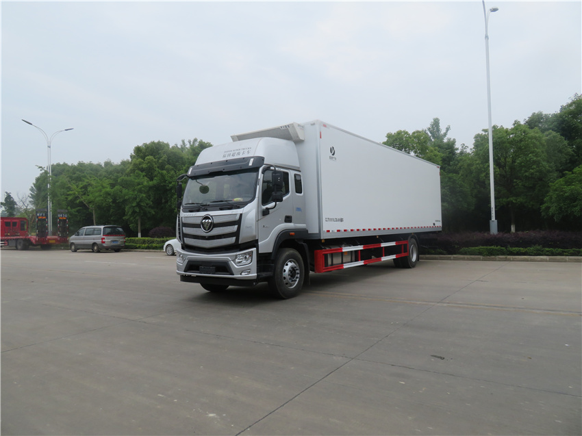 福田歐航9.6米冷藏運輸車_CLT5181XLCBJ6型冷藏車