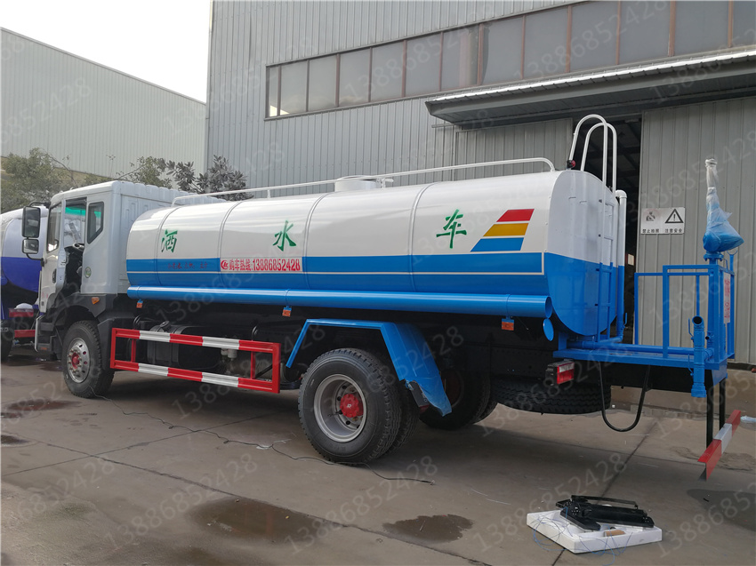 東風11噸浴池送